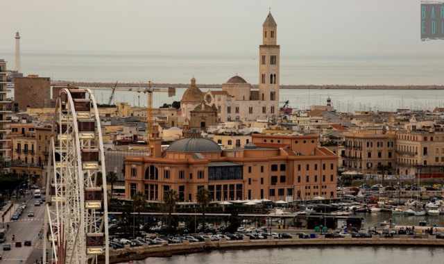 Bari dall'alto: la citt ammirata dal belvedere del Palazzo della Provincia